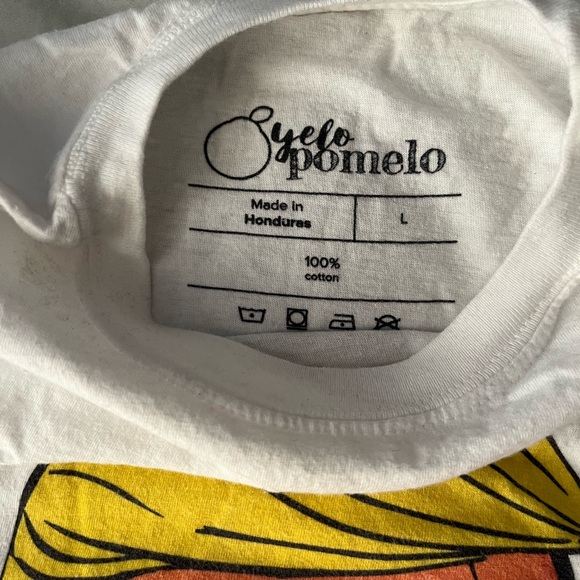 “Impeach” Trump T-shirt, brand new and apparently timeless - Picture 2 of 2